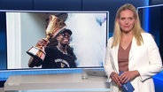 Juliane Möcklinghoff moderiert NDR Info. © Screenshot 