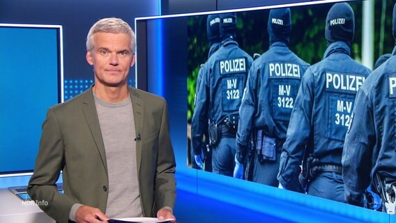 Der Moderator Thorsten Schröder. © Screenshot 