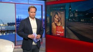 Moderator Christian Buhk im Studio © Screenshot 