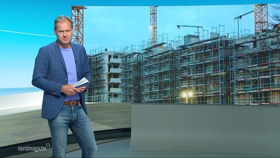 Thilo Tautz moderiert das Nordmagazin. © Screenshot 