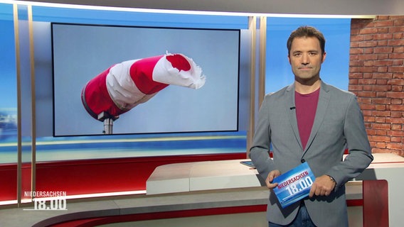 Johannes Avenarius moderiert Niedersachsen 18.00. © Screenshot 