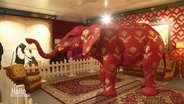 Ein Elefant in der Banksy Ausstellung. © Screenshot 