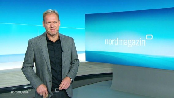 Thilo Tautz moderiert das Nordmagazin. © Screenshot 