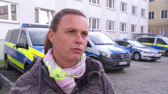 Diana Krüger von der Polizeiinspektion Neubrandenburg. © Screenshot 
