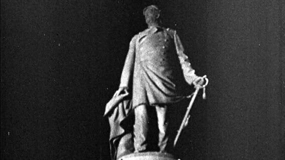 Ein Bismarck-Denkmal. © Screenshot 