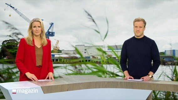 Henrik Hansens und Gabi Lüeße moderieren das Schleswig-Holstein Journal. © Screenshot 