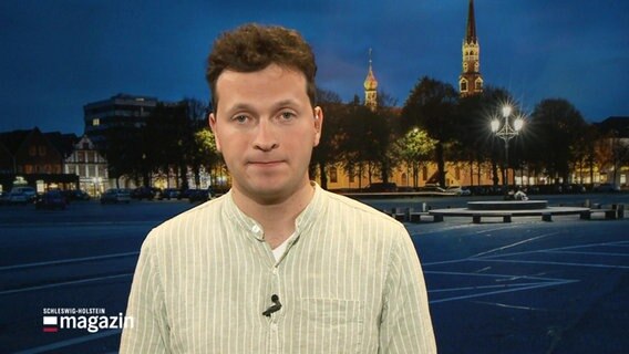 NDR-Reporter Jonas Salto ist live aus Heide zugeschaltet. © Screenshot 