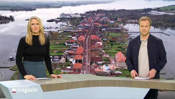 Gabi Lüeße und Henrik Hanses moderieren das Schleswig-Holstein Magazin. © Screenshot 