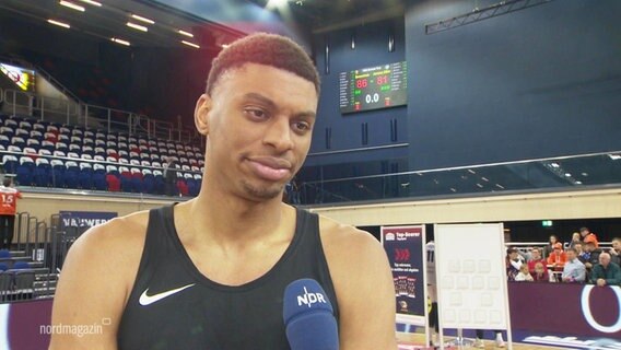 Basketballer Derrick Alston Jr. von den Rostock Seawolves. © Screenshot 