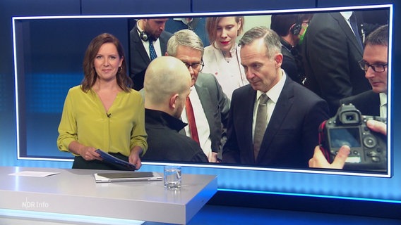 Nachrichtensprecherin Romy Hiller moderiert NDR Info. © Screenshot 