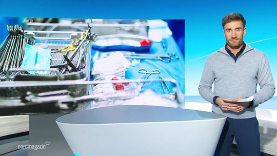 Nachrichtensprecher Stefan Leyh moderiert Nordmagazin Land und Leute. © Screenshot 