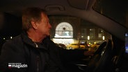 Taxifahrer Rüdiger John beim Silvestereinsatz in Kiel. © Screenshot 