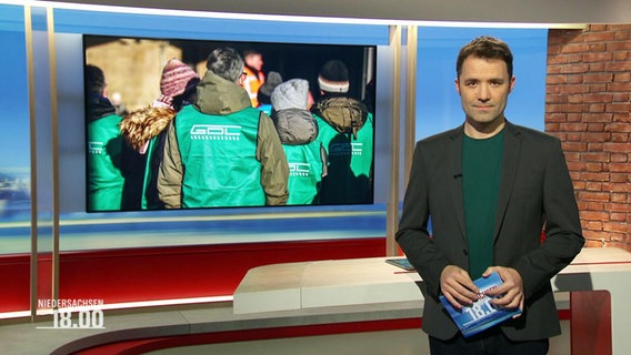 Johannes Avenrarius moderiert das Niedersachsen Magazin um 18:00 Uhr. © Screenshot 