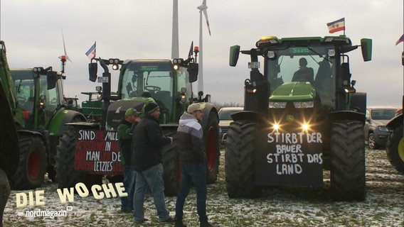 Protestierende Landwirte mit Treckern. © Screenshot 