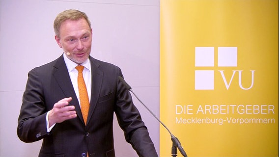 Bundeswirtschaftsminister Christian Lindner (FDP) spricht beim Jahresempfang des VUMV in Hasenwinkel am 6.2.2024. © Screenshot 