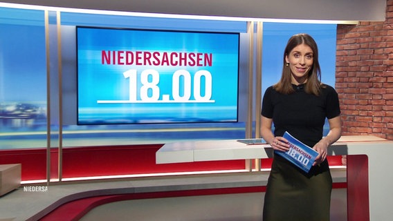 Lena Mosel moderiert Niedersachsen 18.00. © Screenshot 