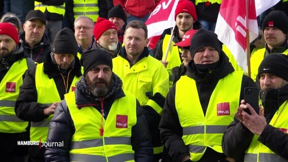 Streikende von der Gewerkschaft Verdi. © Screenshot 