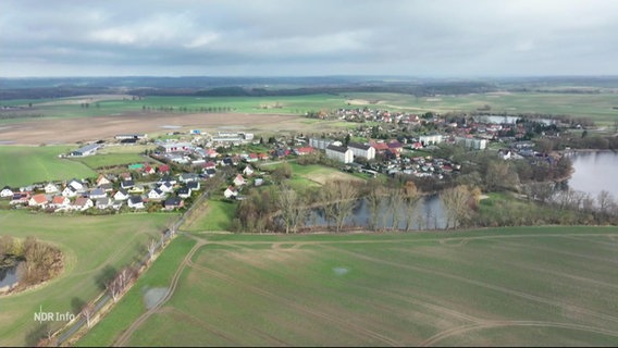 Pragsdorf aus der Luft betrachtet. © Screenshot 