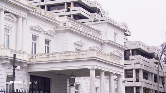 Die Fassade des ehemaligen US-Konsulats an der Alster. © Screenshot 