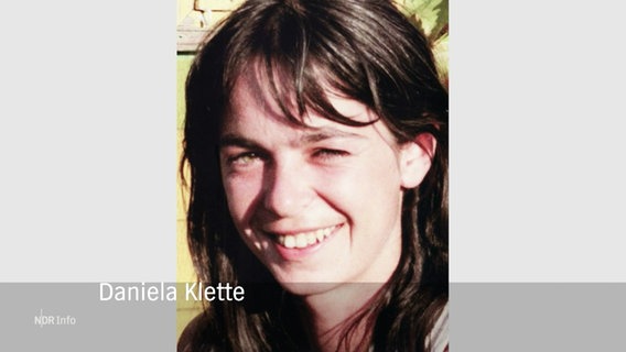 Ein Portrait von Daniela Klette. © Screenshot 