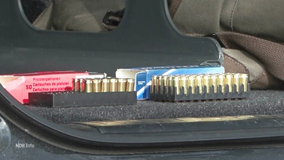 Munition in einem Auto © Screenshot 