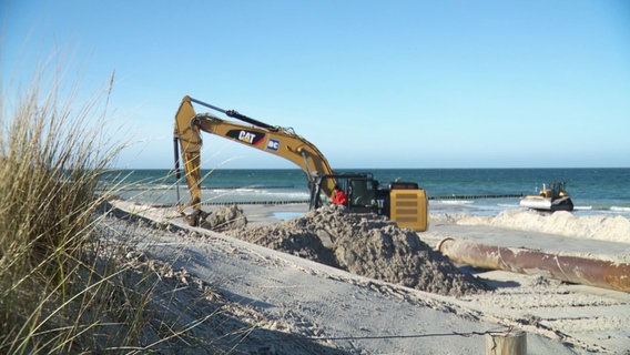 Sandaufspülung am Strand von Ahrenshoop © Screenshot 