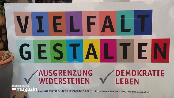 Ein Poster mit der aufschrift Vielfalt gestalten © Screenshot 