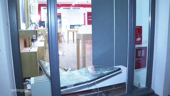 Bei einem Einbruch in ein Technik-Geschäft wurden Smartphones entwendet. © Screenshot 