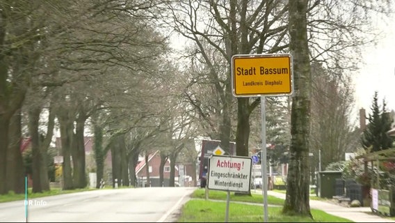 Ortseingangsschild des Ortes Bassum, Landkreis Diepholz. © Screenshot 