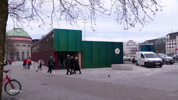 Gebäude der Bahnhofsmission neben dem Hamburger Hauptbahnhof. © Screenshot 