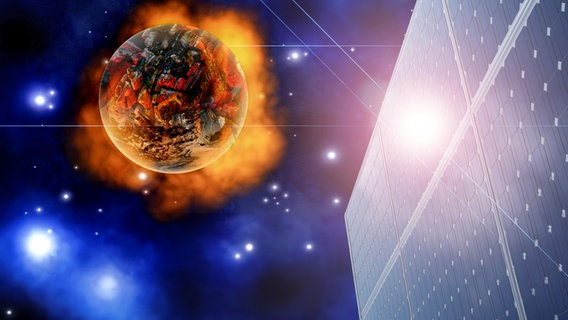 Eine brennende Erde aus dem Weltall gesehen und ein Solarpanel. (extra 3 vom 04.04.2024 im Ersten) © NDR 