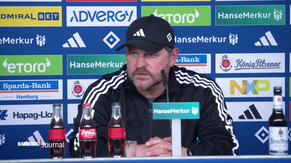 HSV-Trainer Baumgart im Pressegespräch. © Screenshot 