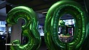 Zwei grüne Luftballons markieren den 30. Geburtstag von N-JOY © Screenshot 