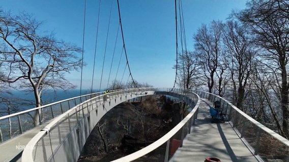 Die Aussichtsplattform "Skywalk" auf Rügen © Screenshot 