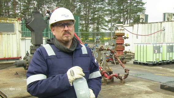 André Stechern von der Bundesanstalt für Geowissenschaften im Interview. © Screenshot 