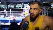 Boxer Alen Rahimic im Interview. © Screenshot 