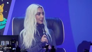 Kim Kardeshian auf der Bühne des OMR-Festival in Hamburg. © Screenshot 