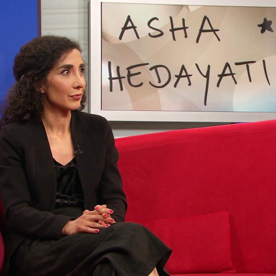 Die Anwältin Asha Hedayati © Screenshot 