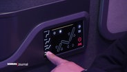 Eine futuristische Schaltfläche für ein Flugzeug. © Screenshot 