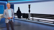 Thorsten Schröder moderiert NDR Info um 17:00 Uhr. © Screenshot 