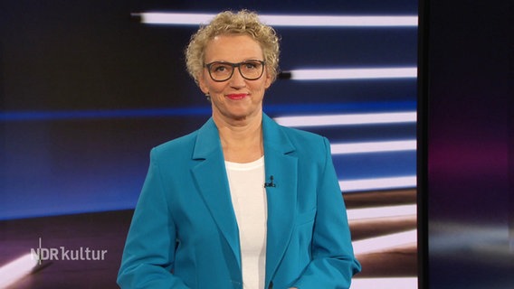 Julia Westlake moderiert NDR Kultur - Das Journal. © Screenshot 