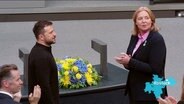 präsident Wolodymyr Selenskyj mit Bundestagspräsidentin Bärbel Bas im Bundestag. © Screenshot 