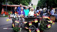 Das Grillfahrrad am Tibarg wird von Koch Dave Hänsel bedient © Screenshot 