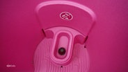 Ein pinkes Hock-Urinal © Screenshot 