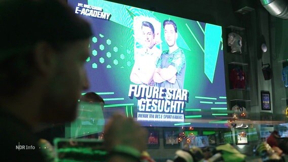 Auf einem Bildschirm steht Future Star gesucht. © Screenshot 