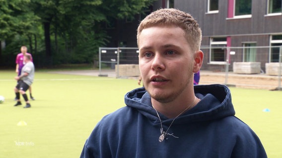 Fynn Sperling – Teamleiter „AkzepTransKickers“ © Screenshot 