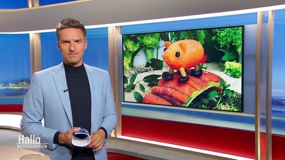 NDR-Moderator Jan Starkebaum © Screenshot 