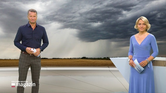 Gerrit Derkowski und Marie-Luise Bram moderieren das Schleswig-Holstein Magazin um 19:30 Uhr. © Screenshot 