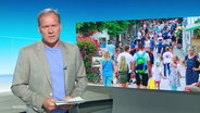 Thilo Tautz moderiert das Nordmagazin. © Screenshot 