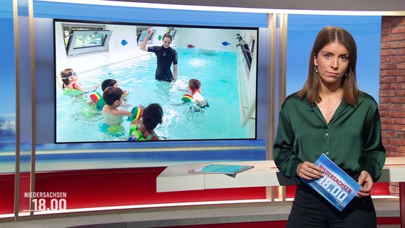 Moderatorin Lena Mosel © Screenshot 